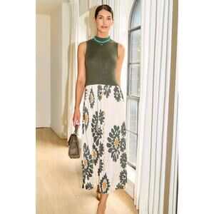 Avara Sleeveless Pleated Midi Dress Size Medium Sweater Skirt Combo